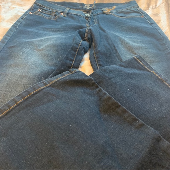 ✨New! 7 For All Mankind flared jeans - never worn✨ - Picture 7 of 14